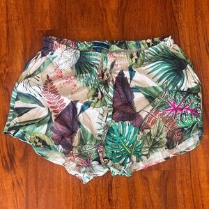 Tropical Leaf Print Athletic Shorts - Multicolor